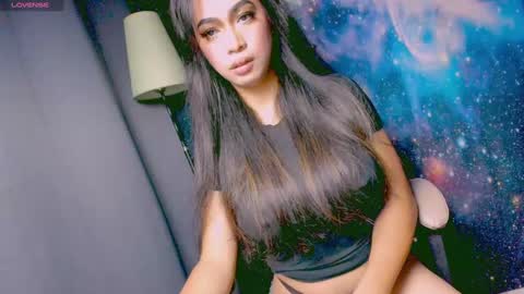 Lara online show from February 2025 09:04:02 PM