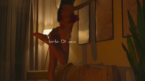 Molly online show from February 2026 01:16:01 PM