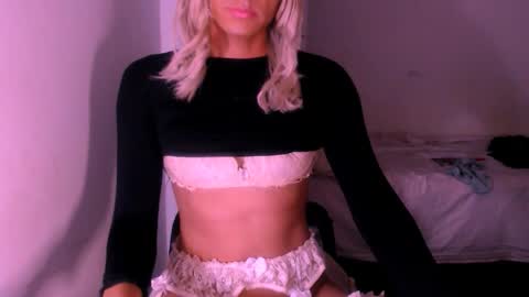 Chiara online show from October 2025 04:02:01 AM