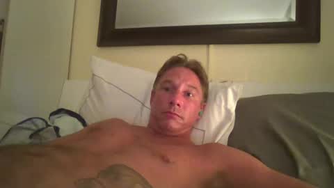 Snapshot of xxxelentdick chatting on January 2025 02:02:02 PM deeeeznutz online show from January 2025 02:02:02 PM
