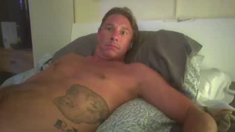 Snapshot of xxxelentdick chatting on January 2025 01:41:02 PM deeeeznutz online show from January 2025 01:41:02 PM