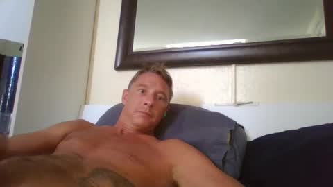 Snapshot of xxxelentdick chatting on February 2025 06:22:01 PM deeeeznutz online show from February 2025 06:22:01 PM