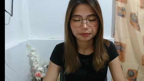 Snapshot of xxxforyouonlyxxx chatting on March 2025 02:34:02 PM inday pinay online show from March 2025 02:34:02 PM