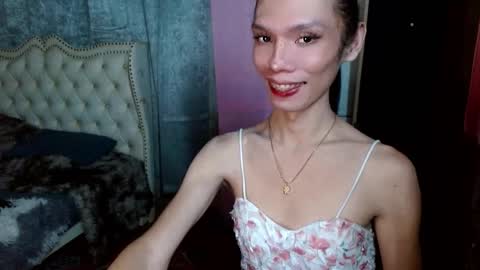 Snapshot of xxxfuckgirlyumsxxx chatting on December 2024 11:33:01 AM Your Princess Yums online show from December 2024 11:33:01 AM