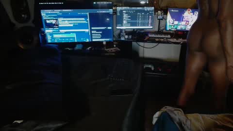 xxxjrstrokesxxx online show from April 2026 04:44:02 PM