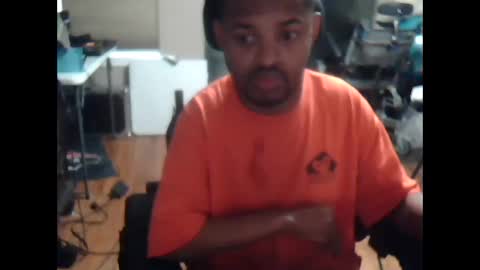 Snapshot of xxxonwheelz chatting on October 2025 11:02:02 PM xxxonwheelz online show from October 2025 11:02:02 PM