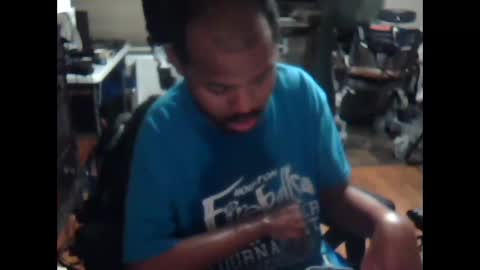 Snapshot of xxxonwheelz chatting on October 2025 04:07:02 AM xxxonwheelz online show from October 2025 04:07:02 AM