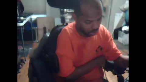 xxxonwheelz online show from February 2026 11:45:02 PM