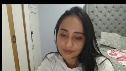 Snapshot of xxxvenus888 chatting on March 2025 02:15:01 AM Lunhaa online show from March 2025 02:15:01 AM