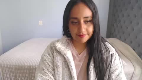 Snapshot of xxxvenus888 chatting on September 2025 06:08:02 PM Lunhaa online show from September 2025 06:08:02 PM