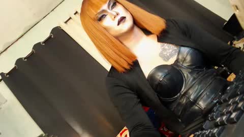 QueenMarina online show from January 2026 05:27:02 PM