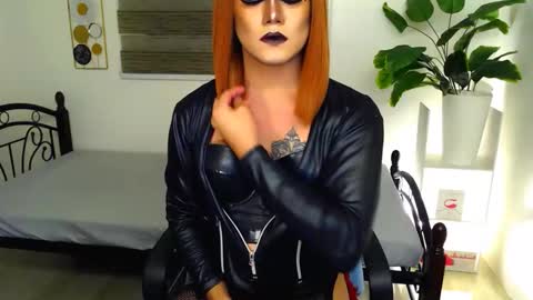 Snapshot of xyournightmarequeenx chatting on May 2026 02:45:01 PM QueenMarina online show from May 2026 02:45:01 PM