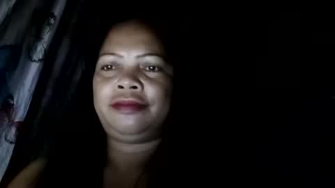 yadly143 online show from May 2026 08:28:01 PM