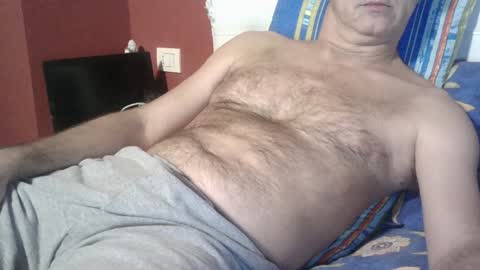 Snapshot of yahe2010 chatting on December 2024 12:46:02 AM grillino online show from December 2024 12:46:02 AM