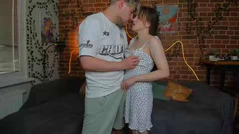 Mia and Andry  online show from September 2025 02:51:01 PM