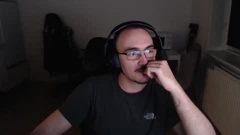 YamilLamal online show from November 2025 11:15:01 PM