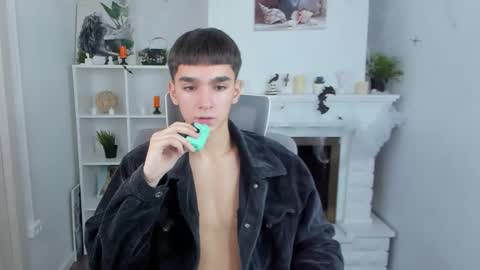 Snapshot of yamitwink chatting on October 2025 08:10:01 PM yamitwink online show from October 2025 08:10:01 PM