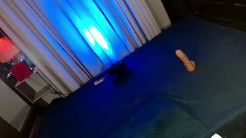 Snapshot of yan2xcumsalotxx chatting on March 2025 04:32:01 AM REYAN online show from March 2025 04:32:01 AM