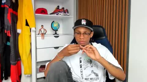 yandi_hot online show from February 2026 02:35:01 PM