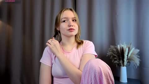 Kate online show from October 2025 01:09:01 PM