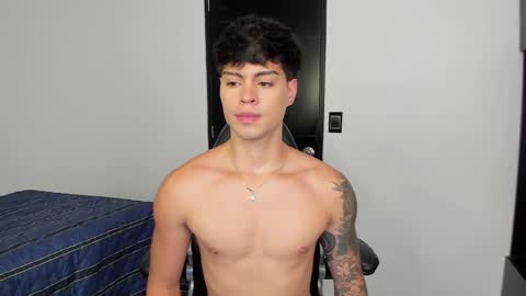 yanpaul83 online show from November 2025 08:51:01 PM