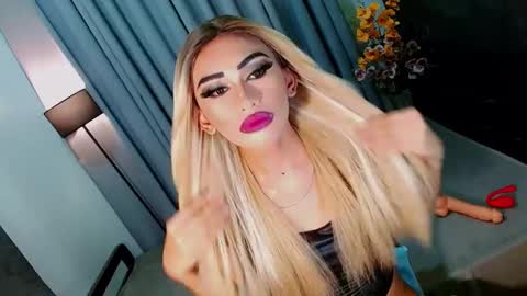 Snapshot of yasii19 chatting on February 2025 07:50:02 PM miss yasii online show from February 2025 07:50:02 PM