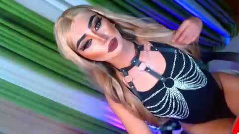 Snapshot of yasii19 chatting on September 2025 03:56:02 PM miss yasii online show from September 2025 03:56:02 PM