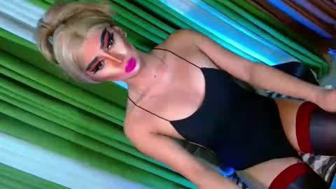 Snapshot of yasii19 chatting on September 2025 03:50:01 PM miss yasii online show from September 2025 03:50:01 PM