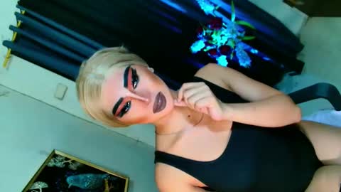 Snapshot of yasii19 chatting on October 2025 03:33:02 PM miss yasii online show from October 2025 03:33:02 PM