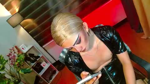 Snapshot of yasii19 chatting on February 2026 02:24:02 PM miss yasii online show from February 2026 02:24:02 PM