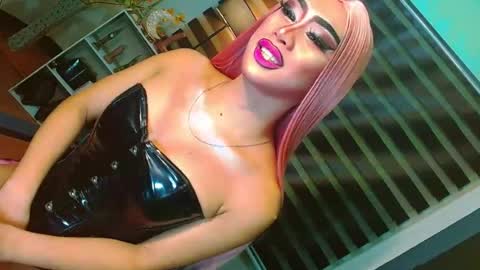 miss yasii online show from July 2026 02:13:02 PM