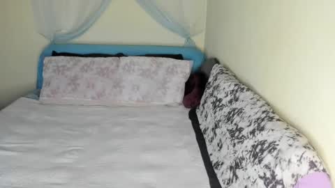 Yasmina online show from June 2026 07:31:01 PM
