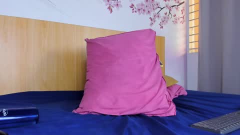 Yasminn Scott online show from March 2025 03:15:02 PM