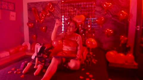 yaya____ online show from February 2025 04:58:01 AM