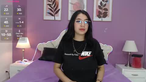 Snapshot of yayaqueen chatting on June 2026 12:03:02 PM Yaya online show from June 2026 12:03:02 PM