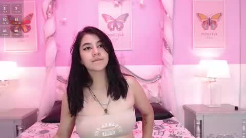 Snapshot of yayaqueen chatting on July 2026 12:18:02 PM Yaya online show from July 2026 12:18:02 PM