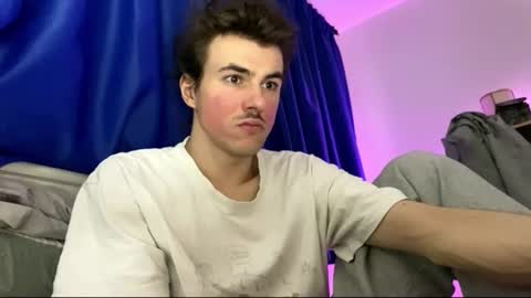 Snapshot of yayay333 chatting on February 2026 05:09:02 PM yayay333 online show from February 2026 05:09:02 PM