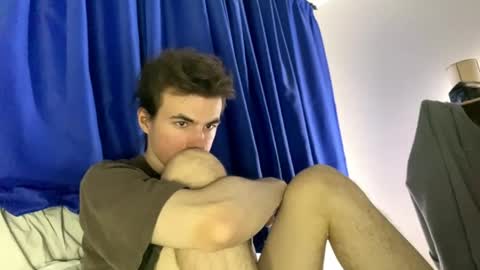 yayay333 online show from April 2026 09:15:01 PM