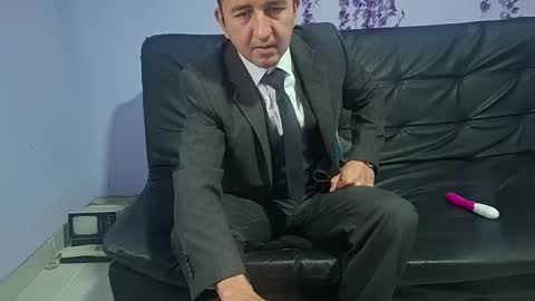 Hazzan online show from November 2025 02:50:02 PM