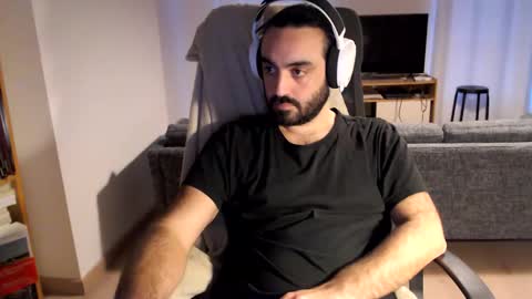 yeeaahoo online show from February 2026 04:57:02 PM