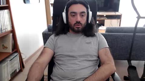 yeeaahoo online show from April 2026 10:36:01 AM