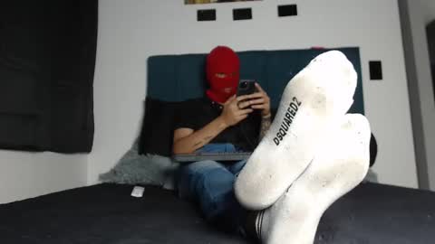 Snapshot of yeisongomezz chatting on September 2025 03:11:02 AM yeisongomezz online show from September 2025 03:11:02 AM