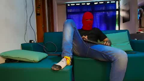 yeisongomezz online show from November 2025 05:38:01 PM