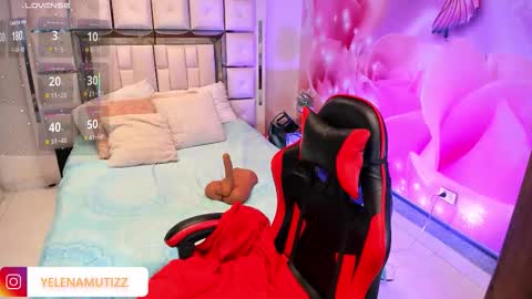 Snapshot of yelena_mutiz chatting on November 2025 01:40:01 PM yelena online show from November 2025 01:40:01 PM