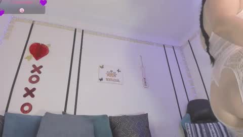 Yelena Owens online show from March 2026 01:54:01 AM