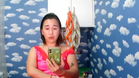 Snapshot of yella_hope chatting on February 2026 02:08:02 AM yella hope online show from February 2026 02:08:02 AM