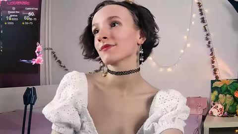 Snapshot of yellow_songbird chatting on October 2025 03:14:01 PM Liya online show from October 2025 03:14:01 PM