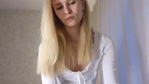 Yenna online show from March 2026 04:07:02 AM