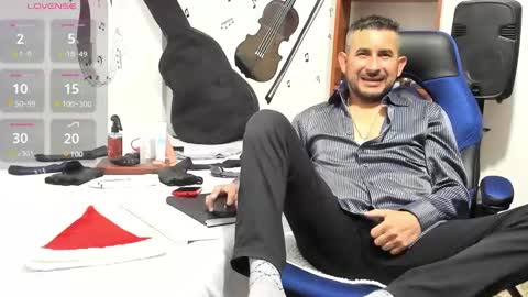 Yeol online show from December 2024 06:16:01 PM