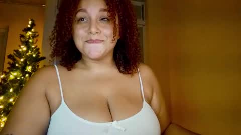 Snapshot of yera_sh chatting on December 2025 02:42:02 AM YERA online show from December 2025 02:42:02 AM